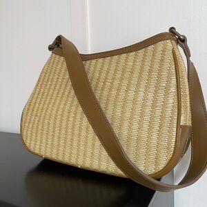 Vintage Shoulder Bag . Liz clainborne